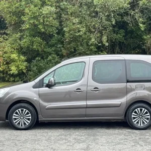 2018 Peugeot Partner Horizon 1.6 HDI Manual Wheelchair Accessible WAV 5 Door - Image 7