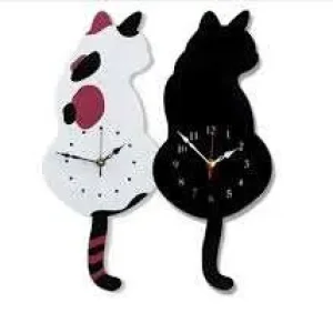 Cat-shaped wall clock with swinging tail - Image 3