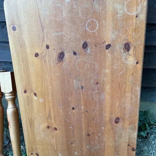 Pine table