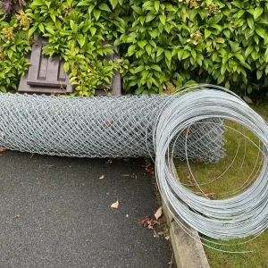 Chain link fencing 15m 1.8m high stainless steel