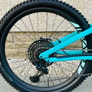 Stumpjumper 17 medium 650B Heritage Mountain Bike - Image 5