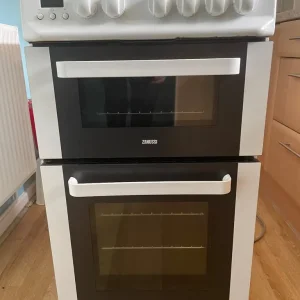 Zanussi free standing oven and hob