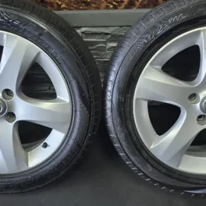 Vauxhall Genuine 16-inch alloy wheels with 4 tyres - Image 2