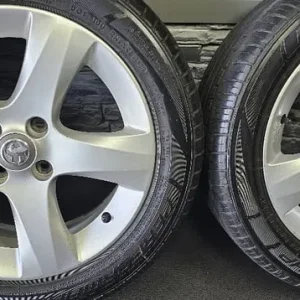 Vauxhall Genuine 16-inch alloy wheels with 4 tyres - Image 4
