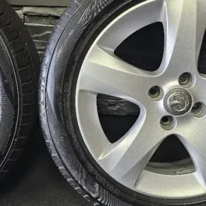 Vauxhall Genuine 16-inch alloy wheels with 4 tyres - Image 7