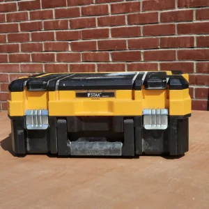 Dewalt TSTAK toolbox with organizer lid - Image 4