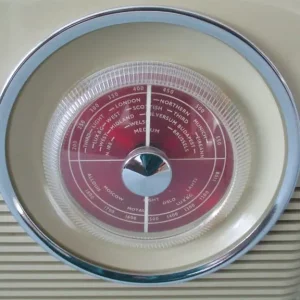 Original 1959/63 Bush TR 82c Transistor Radio - Image 2