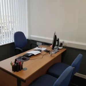 Furnished office, 77 sq ft, next to city centre