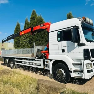 2013 MAN TGS 26.440 Double Sleeper Flat with Palfinger Crane - Image 2