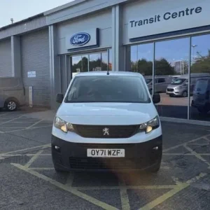 2021 Peugeot Partner 1000 1.5 BlueHDi 100 Professional Premium Van Diesel Manual - Image 2