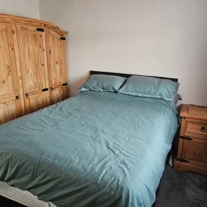Double Room with Storage - Image 4