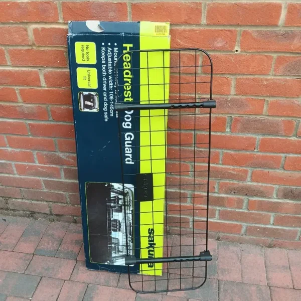 Car dog guard by Sakura