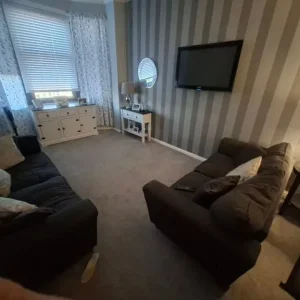 3+2 sofas from SCS plus console table, sideboard, clock and two lamps - Image 2