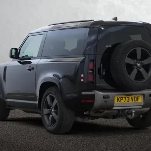 2023 Land Rover Defender Diesel Estate 3.0 D250 X-Dynamic HSE 90 3dr Auto - Image 2