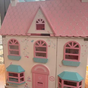 Rosebud Cottage wooden dolls house - Image 7