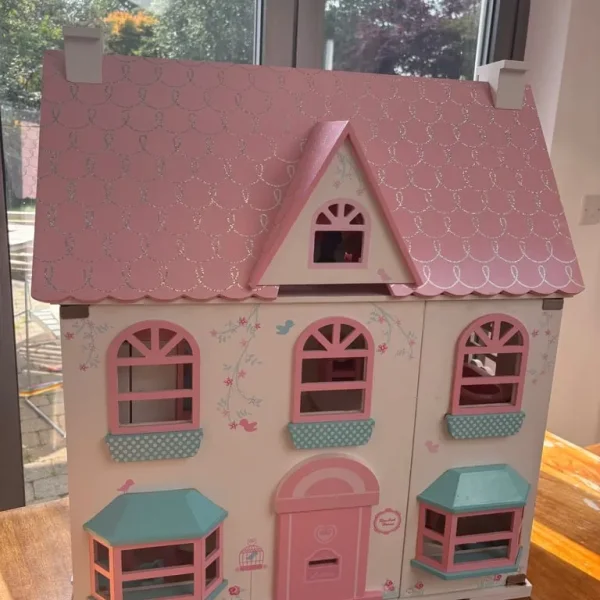 Rosebud Cottage wooden dolls house
