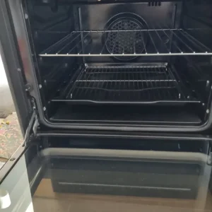 Smeg Oven and Hob - Image 4