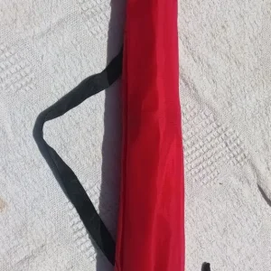 Red folding camping seat with tripod stand - Image 2
