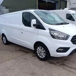 2022 Ford Transit Custom 300 Limited Long Wheelbase Box Van Diesel Manual - Image 5