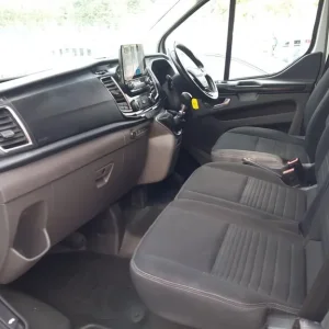 2022 Ford Transit Custom 300 Limited Long Wheelbase Box Van Diesel Manual - Image 7