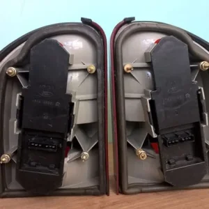 FORD Mondeo MKII MK2 estate rear lights - Image 2