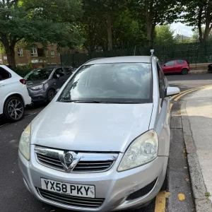 2008 Vauxhall Zafira Manual MPV - Image 4