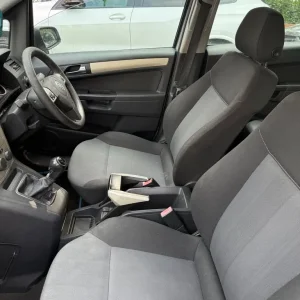 2008 Vauxhall Zafira Manual MPV - Image 5