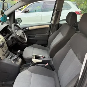 2008 Vauxhall Zafira Manual MPV - Image 6
