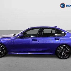 2024 BMW 3 Series 320i M Sport 4-door Automatic - Image 4