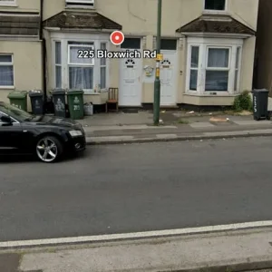 2 bedroom flat in north-ayrshire, scotland