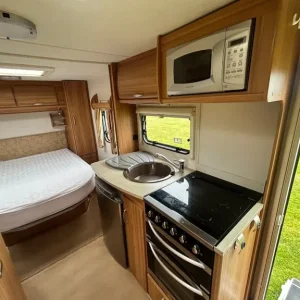 Lunar Lexon 560 Rear Island Bed with Awning and Motor Mover - Image 5
