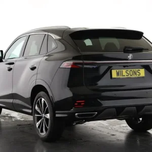 2025 MG HS 1.5 T-GDI Trophy SUV - Image 8