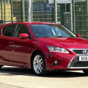 2016 Lexus CT 200h 1.8L Hybrid Hatchback - Image 5