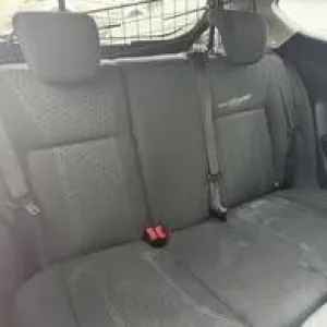 2009 Ford Fiesta 1.4 Titanium Hatchback - Image 8