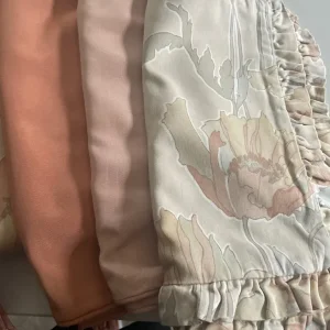 Curtain Set with Cushions - Image 3