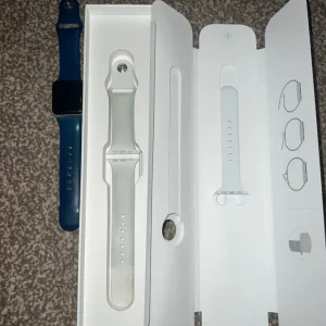 Series 3 Apple Watch - Image 3