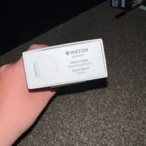 Series 3 Apple Watch - Image 6