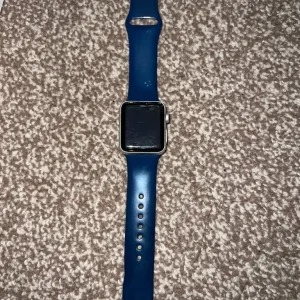 Series 3 Apple Watch - Image 7