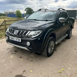 2017 Mitsubishi L200 Double Cab 4WD Auto - Image 2