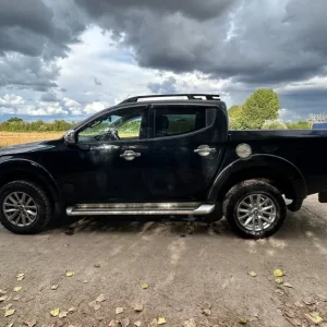 2017 Mitsubishi L200 Double Cab 4WD Auto - Image 3