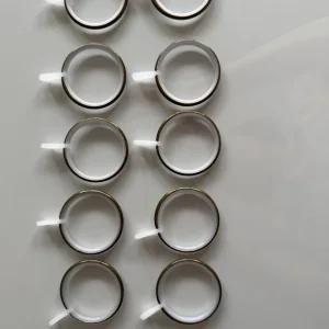 50mm curtain pole rings - antique brass - Image 3