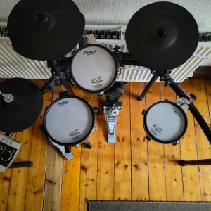 Roland TD-9KX Electronic Drum Kit with Mesh Heads - Image 4