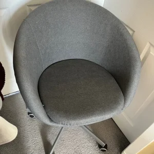 Ikea swivel chair with detachable cushion - Image 3