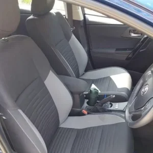 2017 Toyota Auris 1.8 VVT-h Hybrid Hatchback with Safety Sense - Image 6