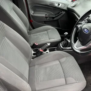 2013 Ford Fiesta ZETEC Hatchback Petrol Manual - Image 7