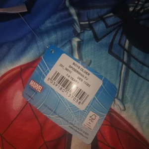 Boys Spiderman PJs Age 7 to 8 - Image 2