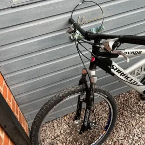 Saracen savage 18" frame 26" wheels - Image 2