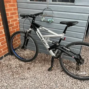 Saracen savage 18" frame 26" wheels