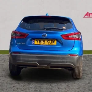 2019 Nissan Qashqai 1.3 DiG-T Acenta Premium 5-door manual hatchback - Image 4