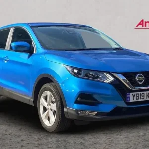 2019 Nissan Qashqai 1.3 DiG-T Acenta Premium 5-door manual hatchback